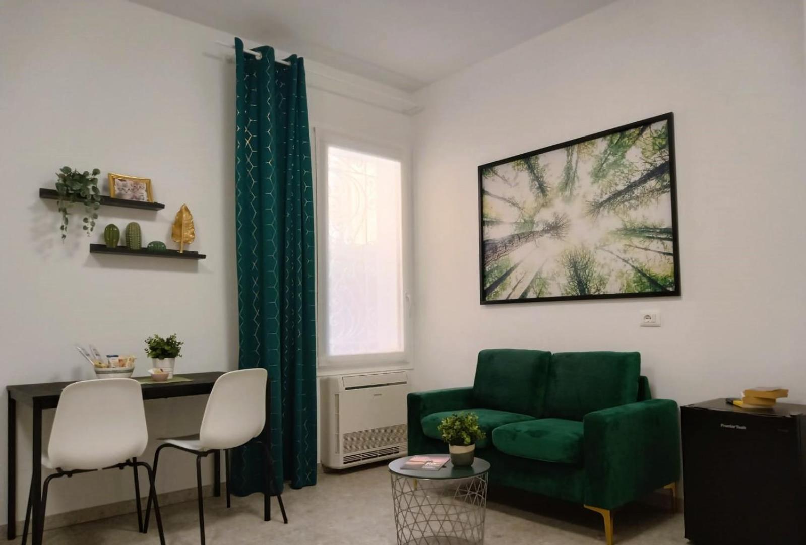 Zuara9Room Ріміні Екстер'єр фото