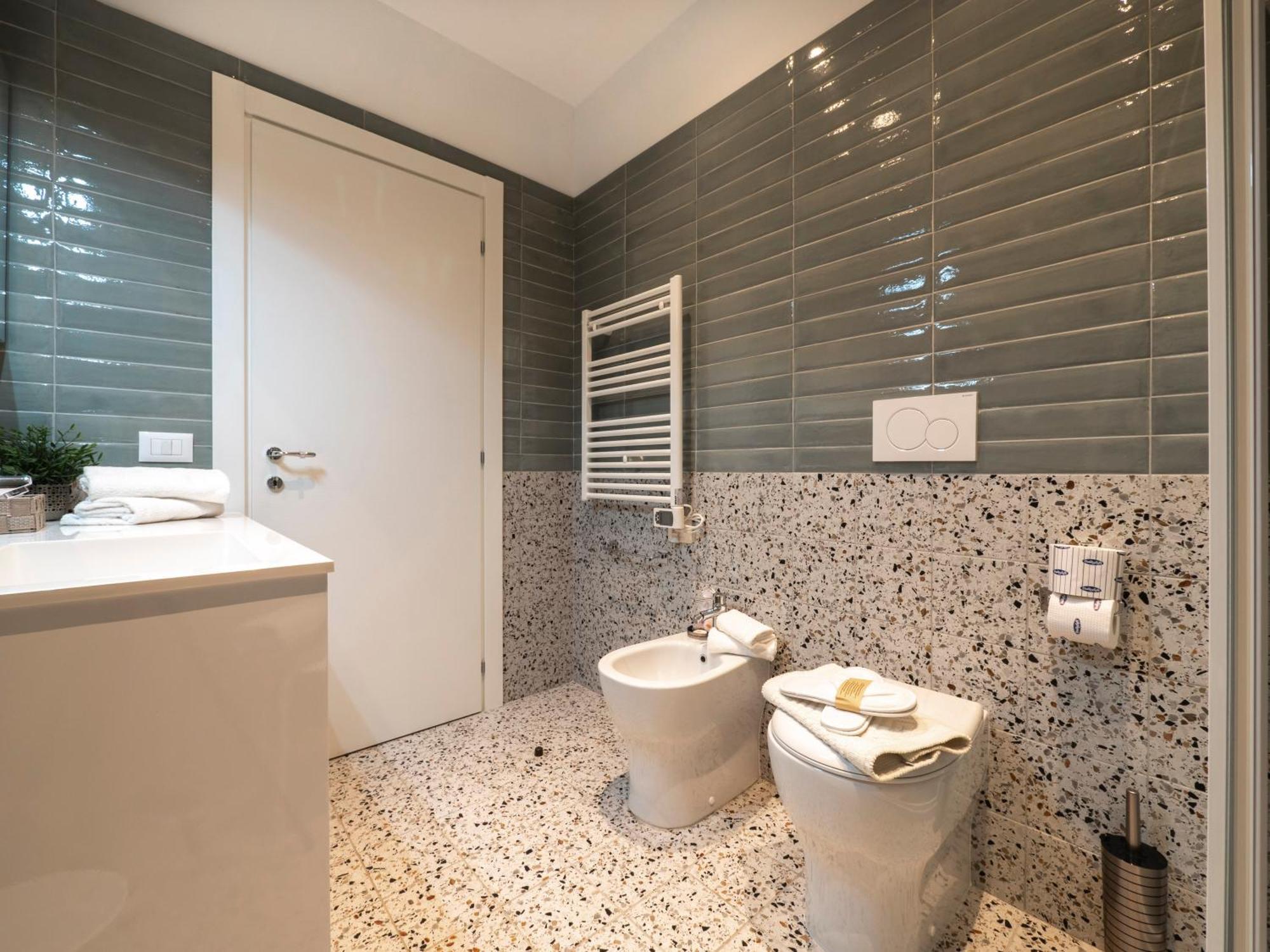 Zuara9Room Ріміні Екстер'єр фото