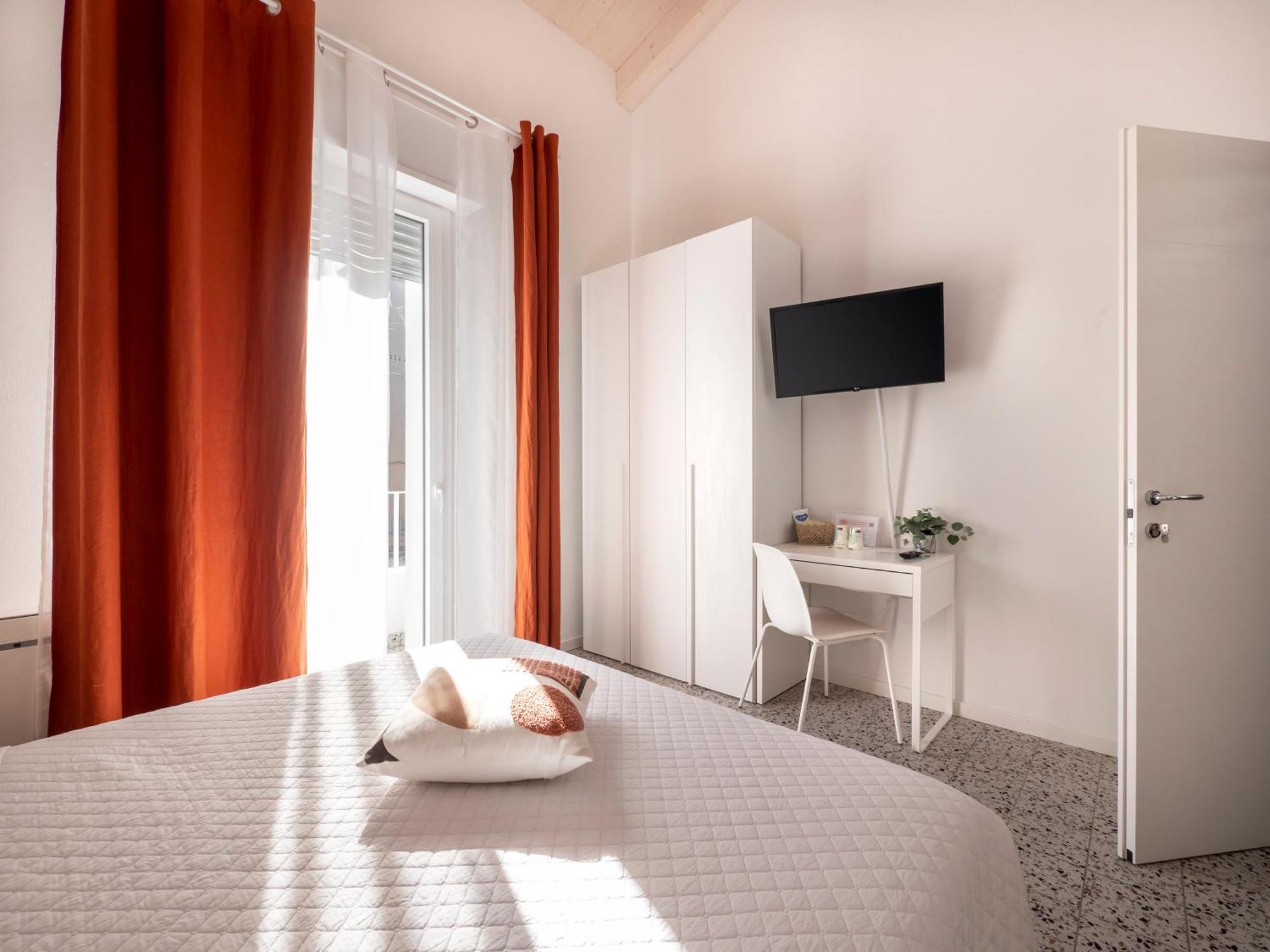 Zuara9Room Ріміні Екстер'єр фото