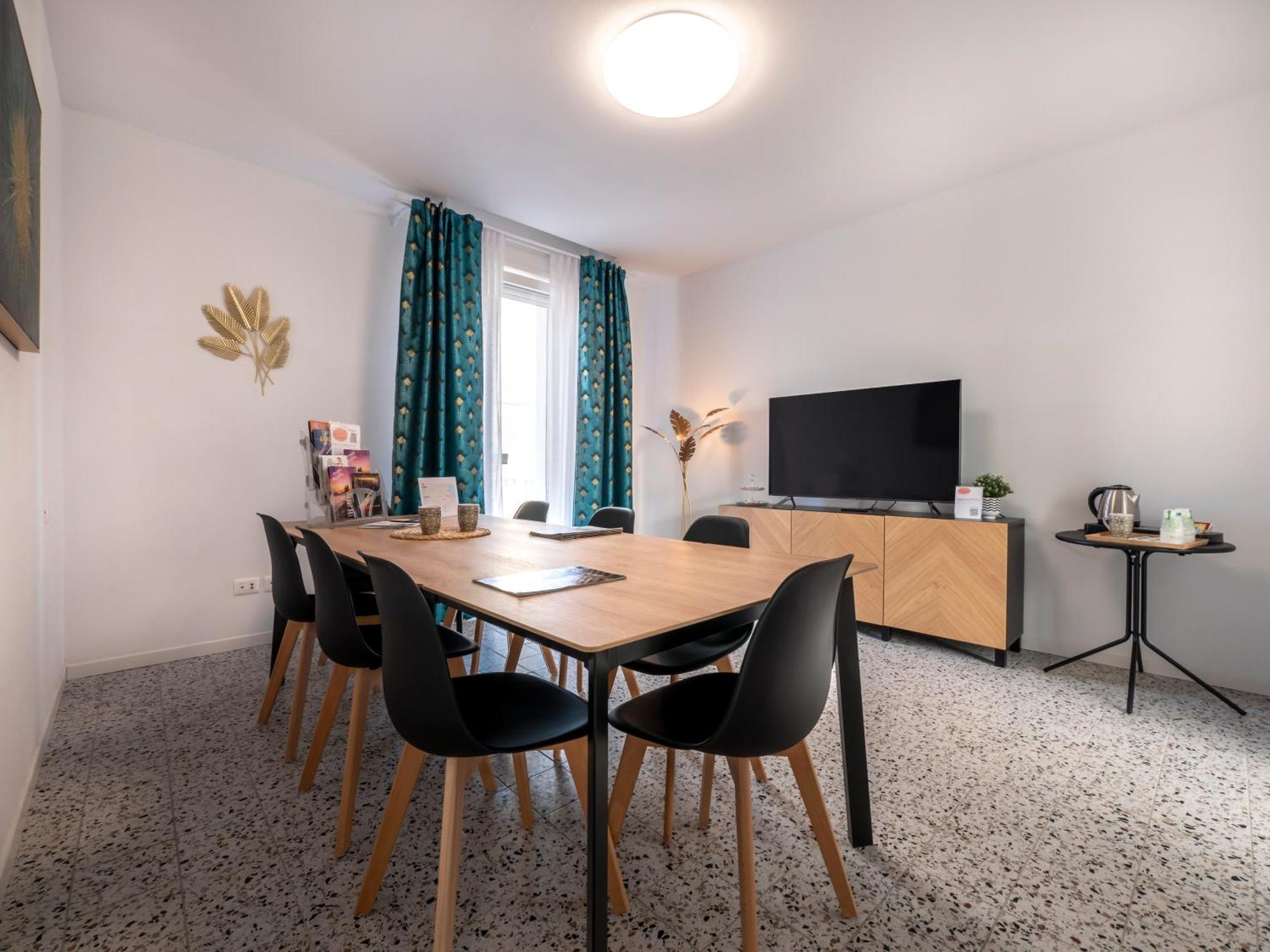 Zuara9Room Ріміні Екстер'єр фото