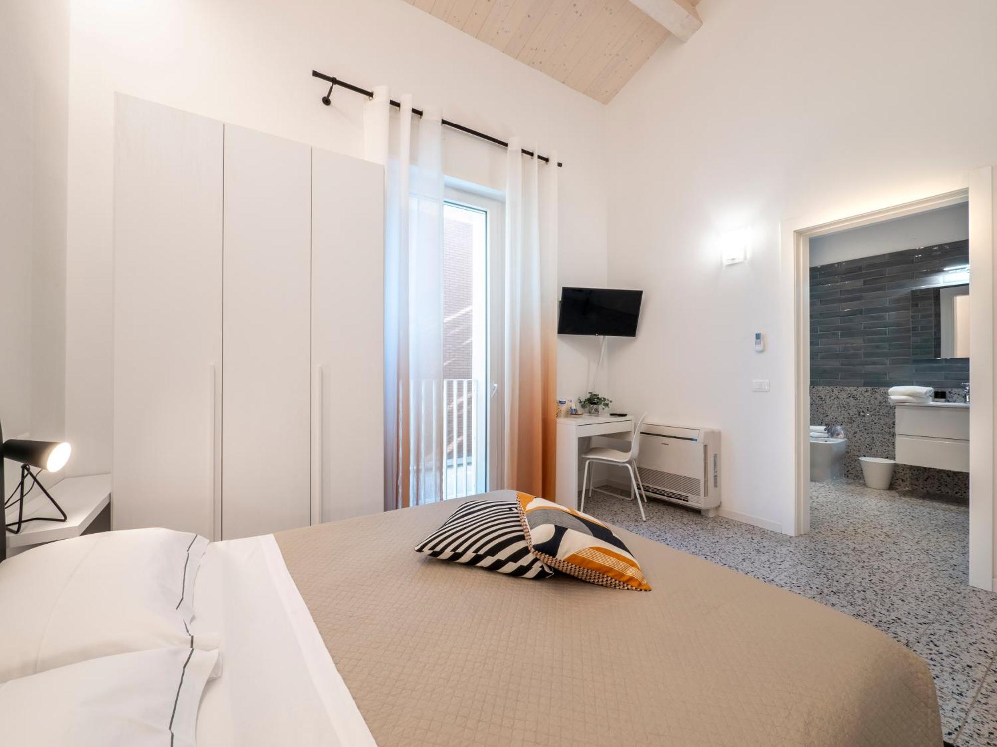 Zuara9Room Ріміні Екстер'єр фото