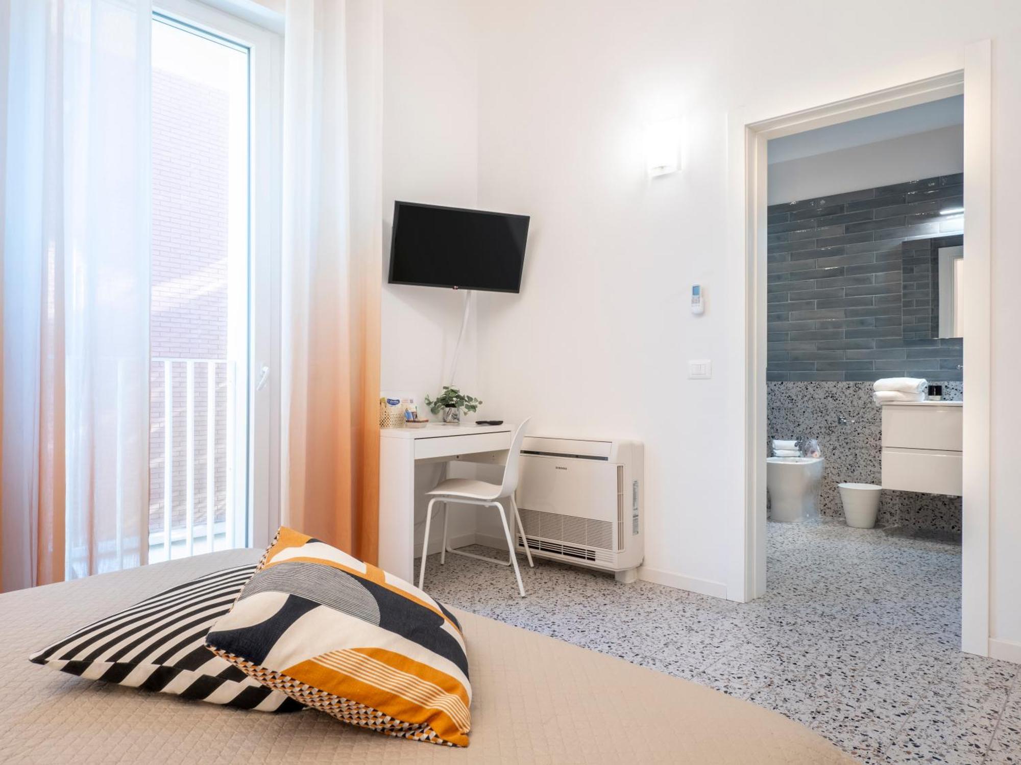 Zuara9Room Ріміні Екстер'єр фото